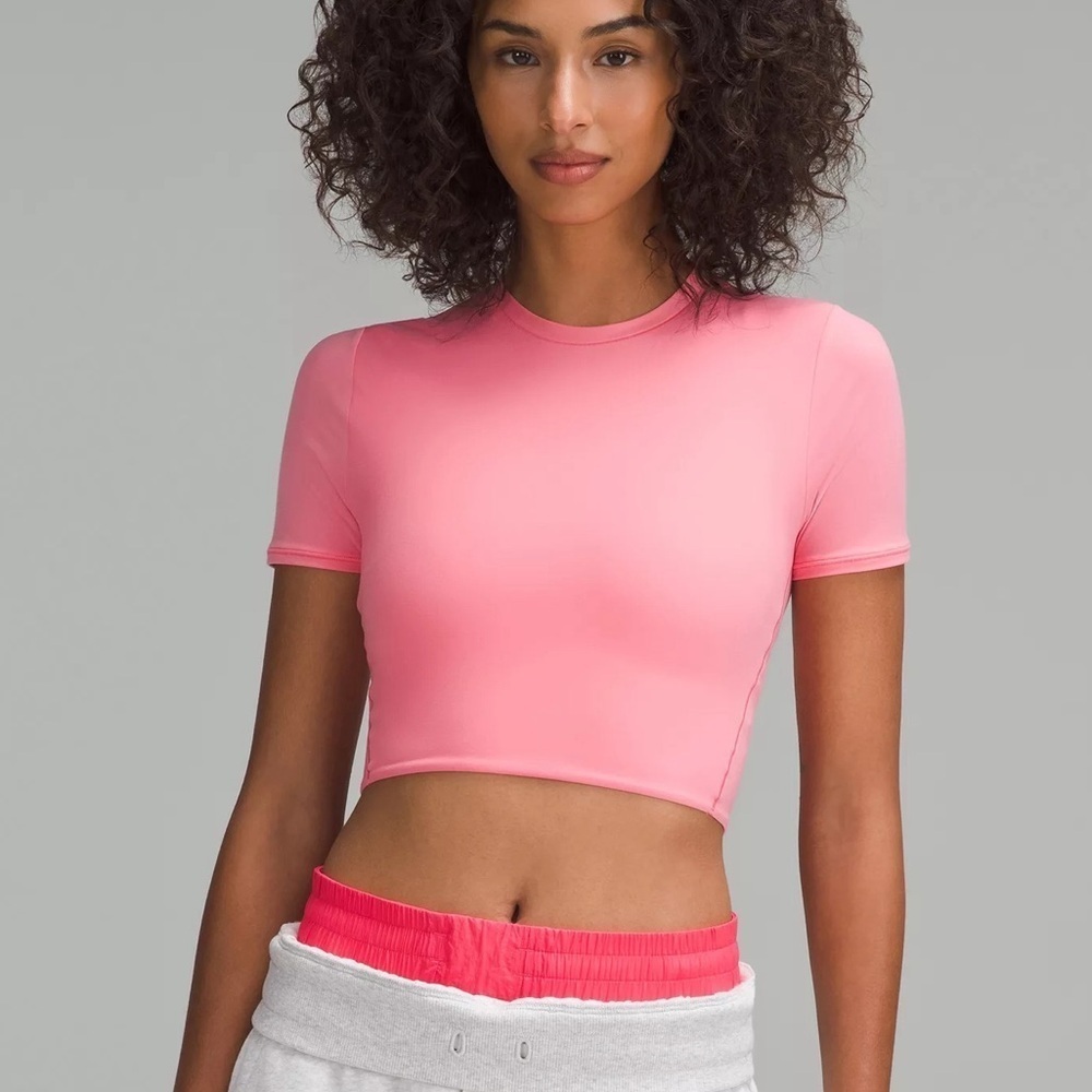 Lululemon Wundermost Ultra-Soft Nulu Crewneck Cropped T-Shirt XL